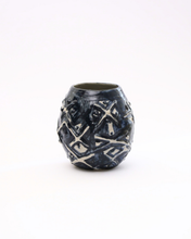 Load image into Gallery viewer, Vase [P.155-24]
